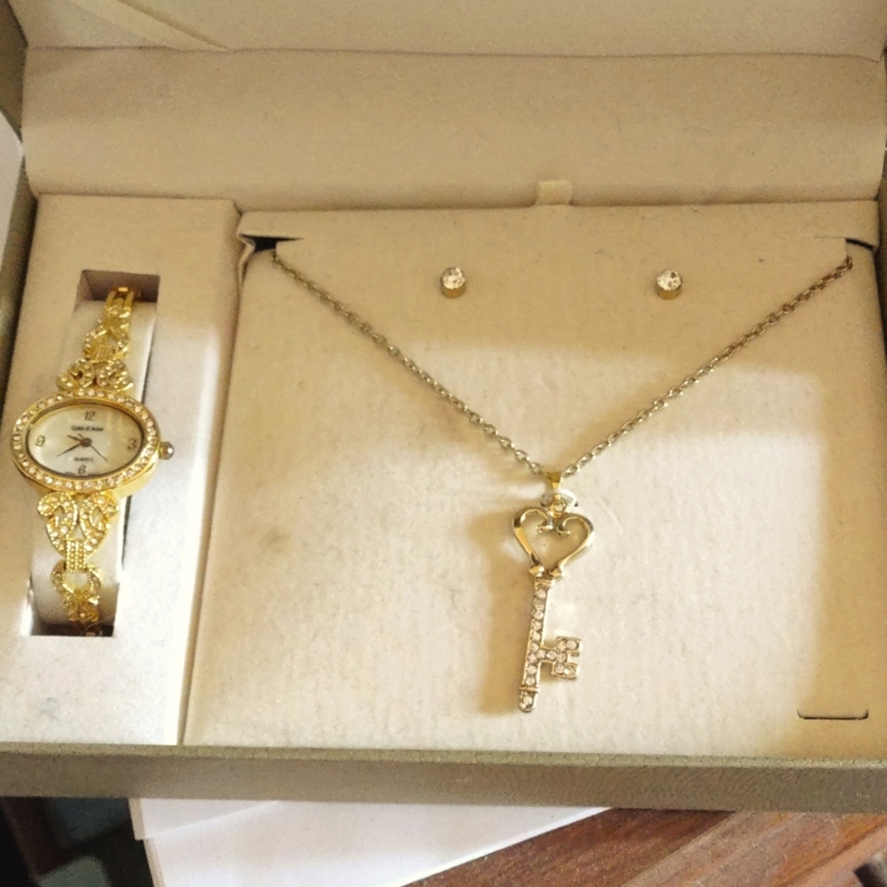 Necklace,watch,earnings set
